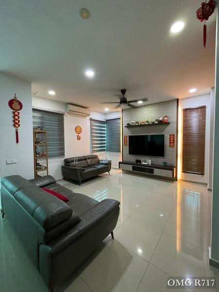 Rumah Berkembar untuk Dijual di Setia Utama (Setia Alam) - Ryan . - Living Room - PropertyGuru.com.my