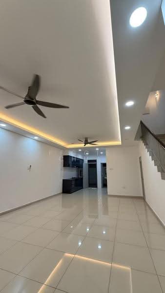 2-storey Terraced House for Rent in Bandar Dato Onn (Tebrau) - Peggie Chua - Living Room - PropertyGuru.com.my