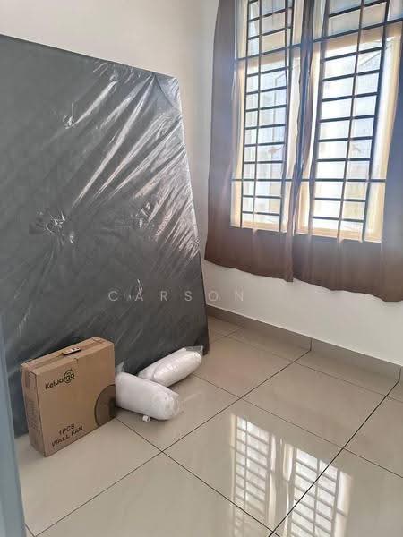 Kediaman Servis untuk Dijual di SKS Habitat - Carson . - Bedroom - PropertyGuru.com.my