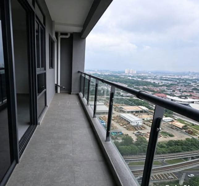 Office for Rent in Bandar Puteri Puchong (Puchong) - Joyce Hoo - Balcony - PropertyGuru.com.my