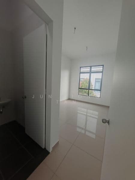 Rumah Teres 2-Tingkat untuk Dijual di Kota Masai (Pasir Gudang) - Jun Xiong Tan - Interior - PropertyGuru.com.my