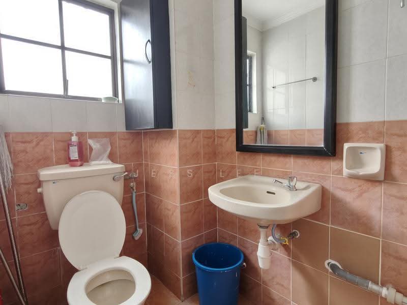 Condominium for Rent at Flora Green - Jess Lee - Bathroom - PropertyGuru.com.my