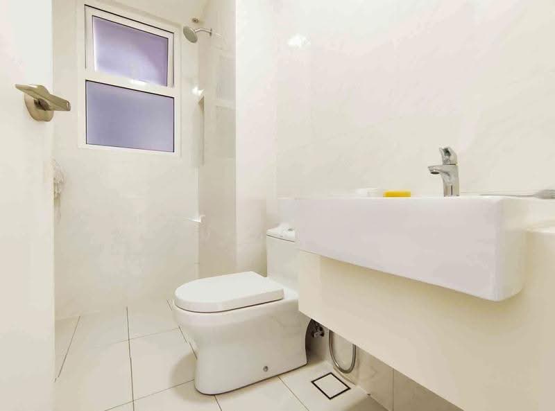 Kediaman Servis untuk Disewa di Eco Sky - Lucas Lk - Bathroom - PropertyGuru.com.my