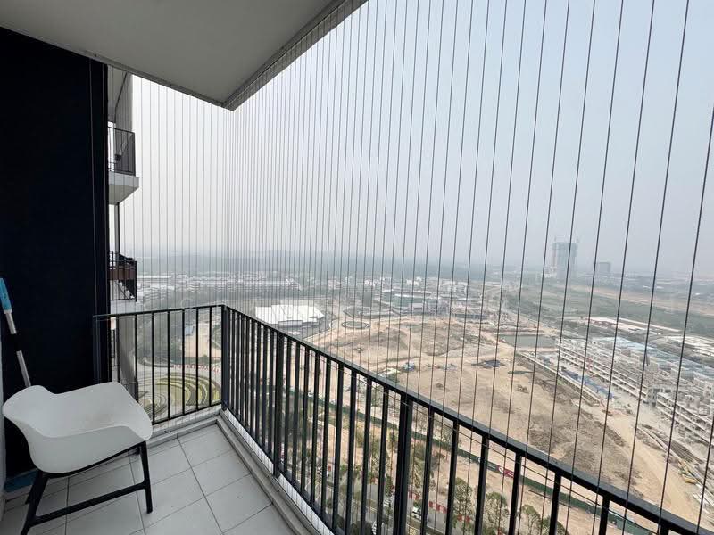 Kediaman Servis untuk Disewa di Duduk Se.Ruang @ Eco Sanctuary - Charlie Gan - Balcony - PropertyGuru.com.my