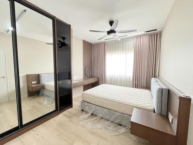 Kediaman Servis untuk Disewa di Duduk Se.Ruang @ Eco Sanctuary - Charlie Gan - Bedroom - PropertyGuru.com.my