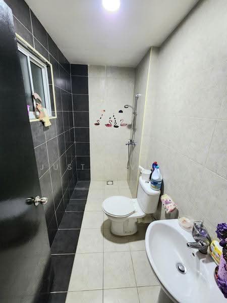 Condominium for Sale at Armanee Terrace II - Justin Voon - Bathroom - PropertyGuru.com.my