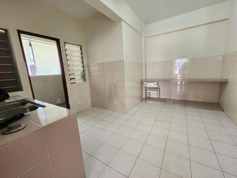 Pangsapuri untuk Dijual di Pangsapuri Miro - Azli Ibrahim - Kitchen - PropertyGuru.com.my