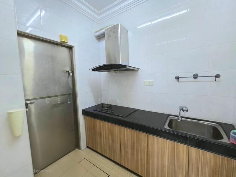 Rumah Teres 2-Tingkat untuk Dijual di Taman Jelok Impian (Kajang) - Celestine Ting - Kitchen - PropertyGuru.com.my