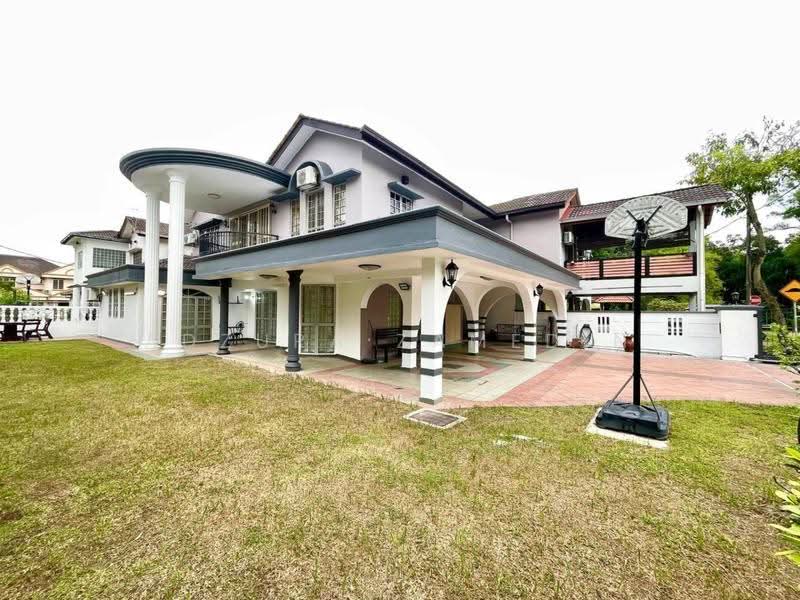 Rumah Berkembar untuk Dijual di Seksyen 9 (Shah Alam) - Adzura Zamedin - Exterior - PropertyGuru.com.my