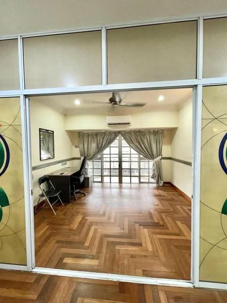Rumah Berkembar untuk Dijual di Seksyen 9 (Shah Alam) - Adzura Zamedin - Study - PropertyGuru.com.my