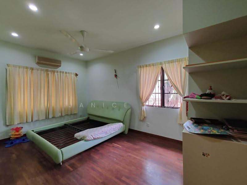 Semi-Detached House for Sale in Sungai Long (Bandar Sungai Long) - Janice Lau - Bedroom - PropertyGuru.com.my