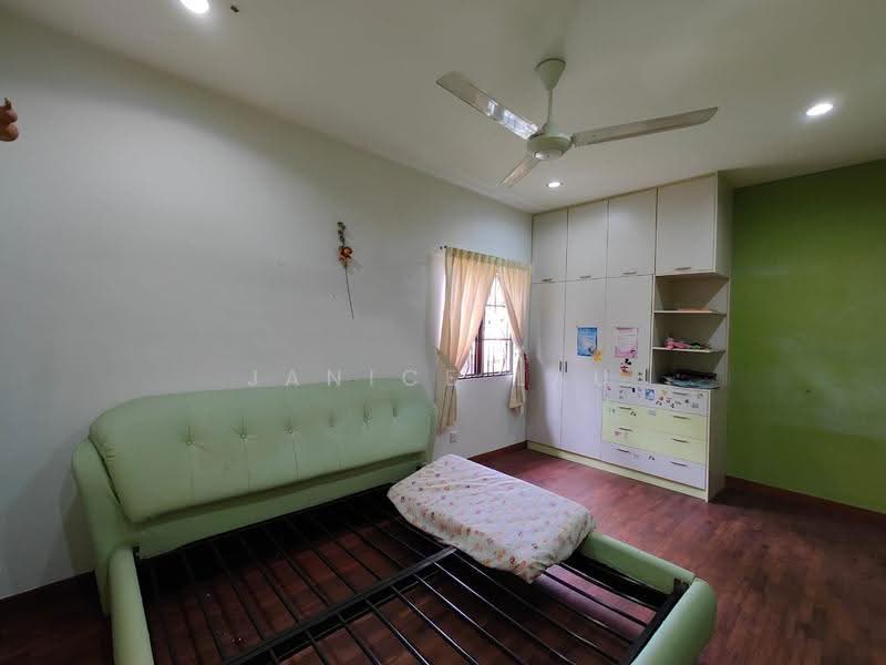 Semi-Detached House for Sale in Sungai Long (Bandar Sungai Long) - Janice Lau - Bedroom - PropertyGuru.com.my