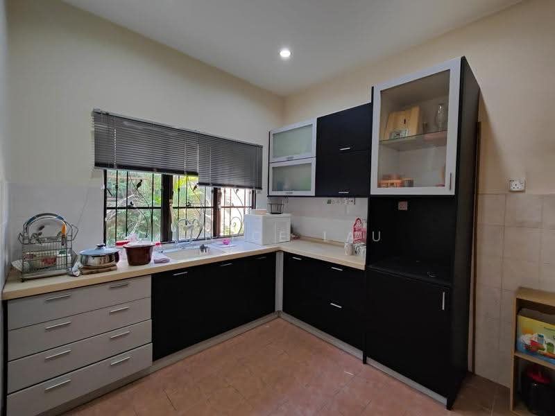 Semi-Detached House for Sale in Sungai Long (Bandar Sungai Long) - Janice Lau - Kitchen - PropertyGuru.com.my