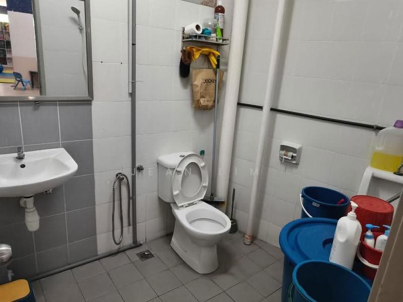 Shop / Office untuk Dijual di Sungai Ara (Penang) - Jean Lim - Bathroom - PropertyGuru.com.my