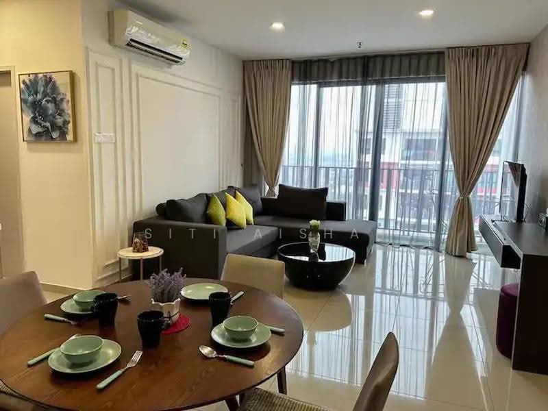 Kediaman Servis untuk Disewa di i-SOHO @ i-City - Siti Aishah - Living Room - PropertyGuru.com.my