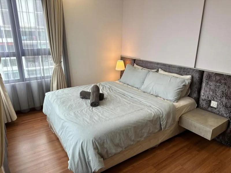Kediaman Servis untuk Disewa di i-SOHO @ i-City - Siti Aishah - Bedroom - PropertyGuru.com.my