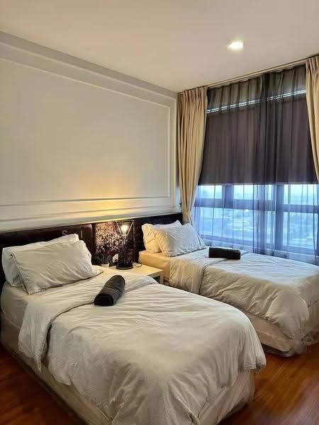 Kediaman Servis untuk Disewa di i-SOHO @ i-City - Siti Aishah - Bedroom - PropertyGuru.com.my
