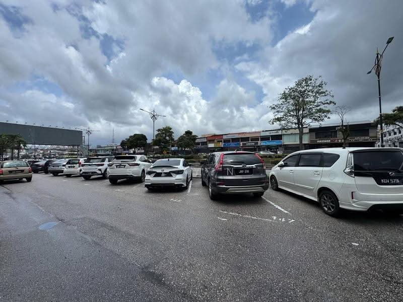 Shop / Office untuk Disewa di Johor Bahru (Johor) - See Yin . - Exterior - PropertyGuru.com.my