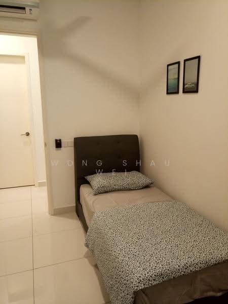 Apartment for Rent at Eco Nest @ Eco Botanic - Wong Shau Wei - Bedroom - PropertyGuru.com.my