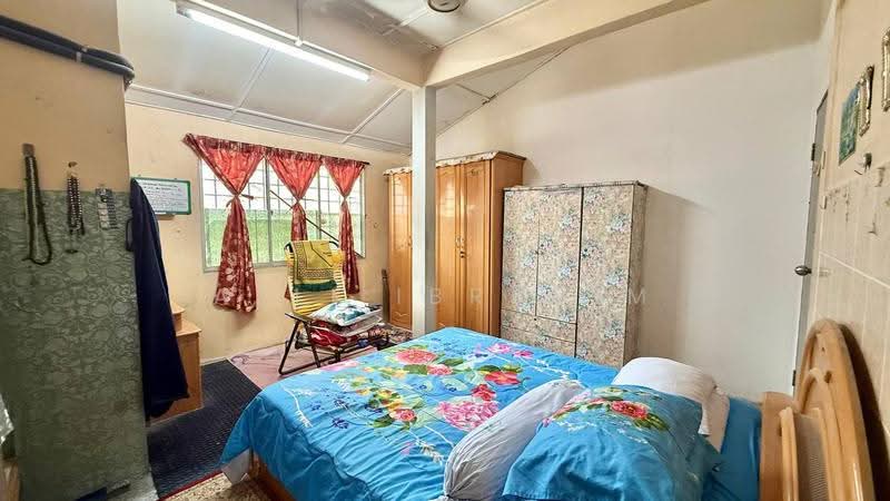 Rumah Teres 1-Tingkat untuk Dijual di Taman Cheras Perdana (Cheras) - Azli Ibrahim - Bedroom - PropertyGuru.com.my