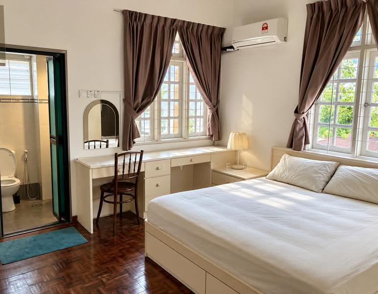 Pangsapuri untuk Dijual di Sri Emas - Billy Teh - Bedroom - PropertyGuru.com.my