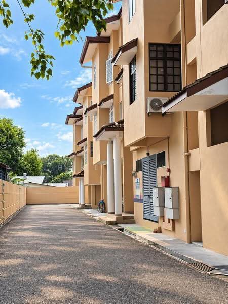 Pangsapuri untuk Dijual di Sri Emas - Billy Teh - Exterior - PropertyGuru.com.my