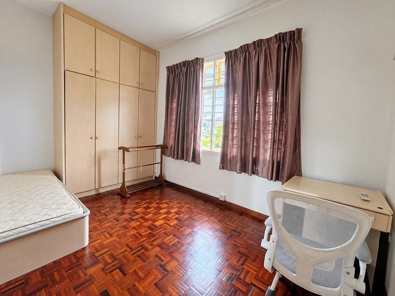 Pangsapuri untuk Dijual di Sri Emas - Billy Teh - Bedroom - PropertyGuru.com.my