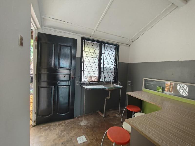 Rumah Teres 1-Tingkat untuk Dijual di Taman Johor Jaya (Johor Bahru) - Chew Ping - Interior - PropertyGuru.com.my