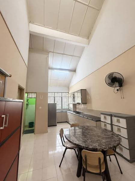 Rumah Teres 1-Tingkat untuk Dijual di Taman Perling (Perling) - Jun Xiong Tan - Kitchen - PropertyGuru.com.my
