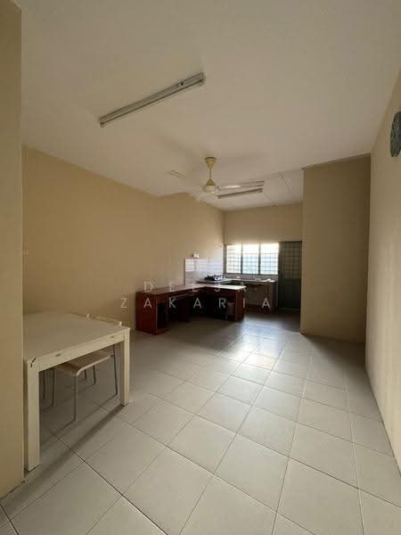 Rumah Teres 1-Tingkat untuk Dijual di Taman Jasper Jaya (Seremban) - Deeja Zakaria - Kitchen - PropertyGuru.com.my