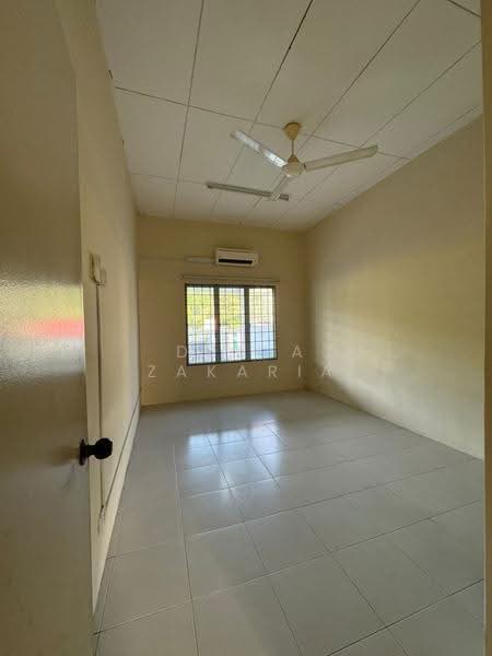 Rumah Teres 1-Tingkat untuk Dijual di Taman Jasper Jaya (Seremban) - Deeja Zakaria - Interior - PropertyGuru.com.my