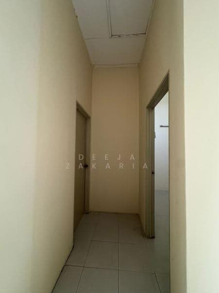 Rumah Teres 1-Tingkat untuk Dijual di Taman Jasper Jaya (Seremban) - Deeja Zakaria - Corridor - PropertyGuru.com.my