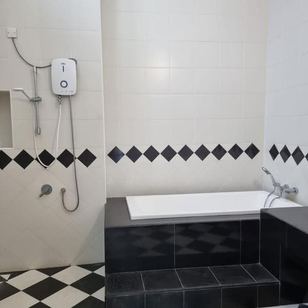 2-storey Terraced House for Sale in Eco Majestic (Semenyih) - Syafiq Ahmad - Bathroom - PropertyGuru.com.my