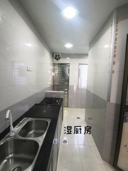 Rumah Teres 1-Tingkat untuk Dijual di Taman Daya (Johor Bahru) - Jun Xiong Tan - Kitchen - PropertyGuru.com.my