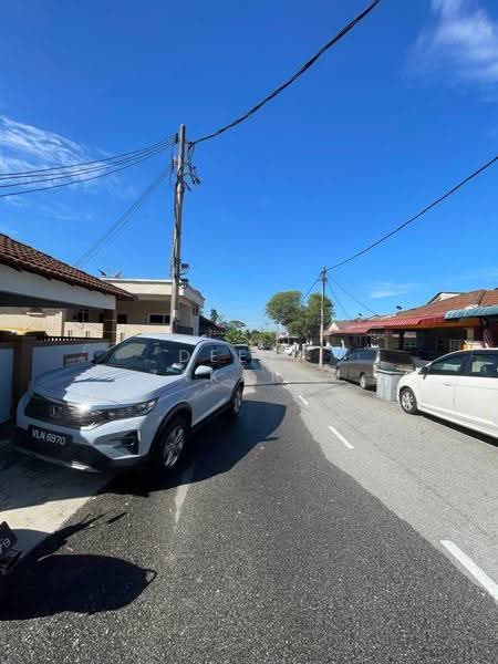 Terraced House for Sale in Taman Desa Beringin (Sikamat) - Deeja Zakaria - Exterior - PropertyGuru.com.my