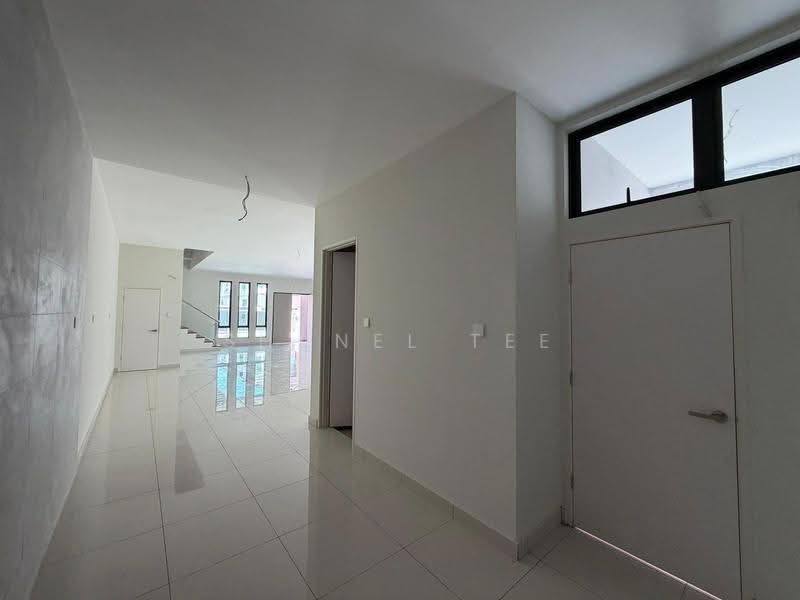 Rumah Kluster untuk Dijual di Taman Tasik Indah (Kluang) - Shanel Tee - Interior - PropertyGuru.com.my