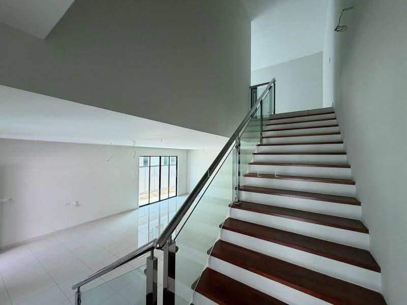 Rumah Kluster untuk Dijual di Taman Tasik Indah (Kluang) - Shanel Tee - Interior - PropertyGuru.com.my