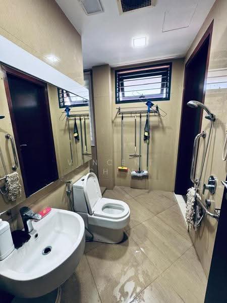 Rumah Teres 2-Tingkat untuk Disewa di Bandar Kinrara (Selangor) - Vincent Chin - Bathroom - PropertyGuru.com.my