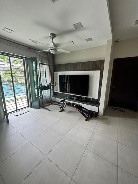 Rumah Teres 2-Tingkat untuk Disewa di Bandar Kinrara (Selangor) - Vincent Chin - Living Room - PropertyGuru.com.my