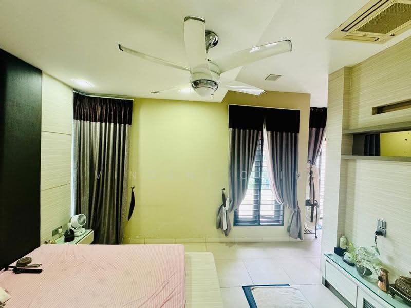 Rumah Teres 2-Tingkat untuk Disewa di Bandar Kinrara (Selangor) - Vincent Chin - Bedroom - PropertyGuru.com.my