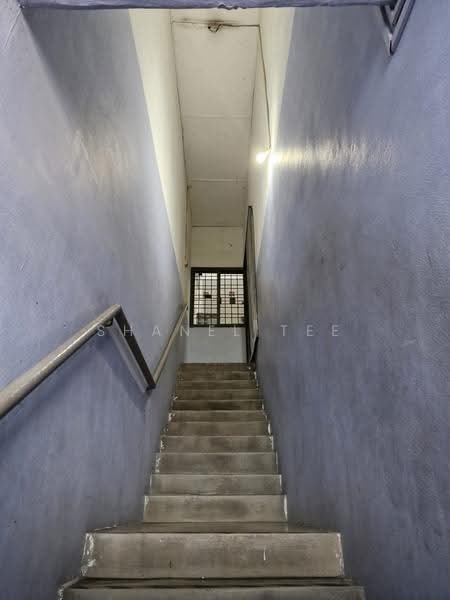 Kedai untuk Dijual di Taman Ilham (Kluang) - Shanel Tee - Corridor - PropertyGuru.com.my