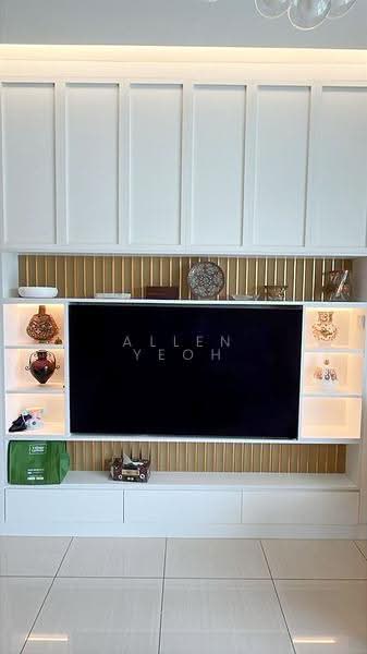 Condominium for Rent at Queens Residences Q2 @ Queens Waterfront - Allen Yeoh - Living Room - PropertyGuru.com.my