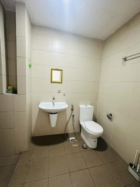 Kediaman Servis untuk Disewa di i-SOHO @ i-City - Aida Ali - Bathroom - PropertyGuru.com.my