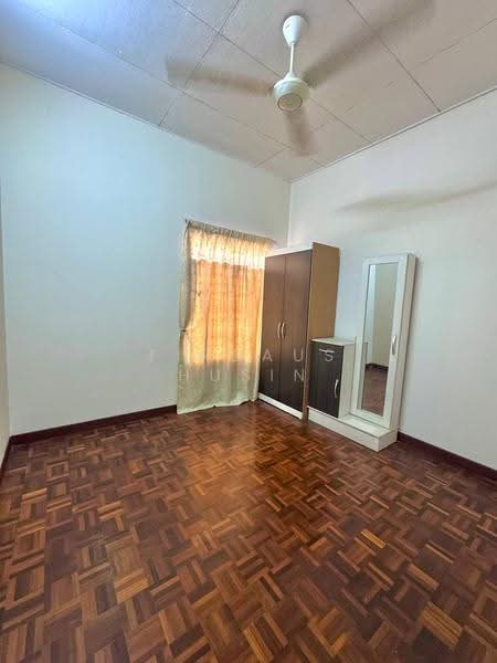 Rumah Kluster untuk Dijual di Bukit Mahkota (Bangi) - Firdaus Husin - PropertyGuru.com.my