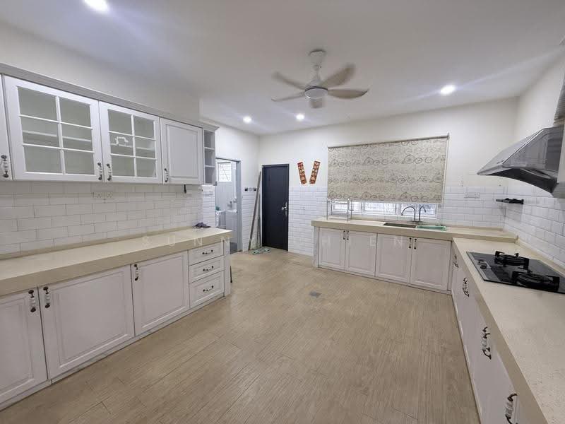 Rumah Teres 2-Tingkat untuk Dijual di Sering Ukay (Ampang) - Sunny Chien - Kitchen - PropertyGuru.com.my
