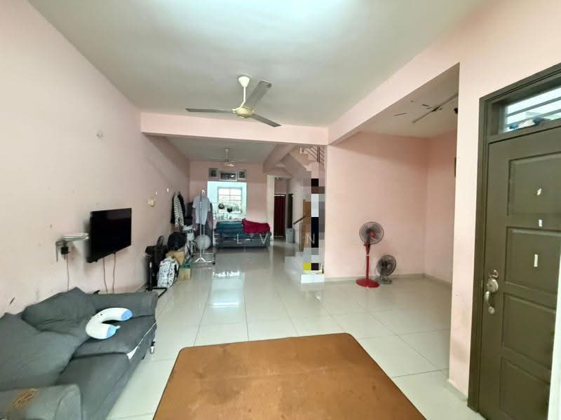 Rumah Teres 2-Tingkat untuk Dijual di Kota Emerald (Rawang) - Kelvin . - Living Room - PropertyGuru.com.my