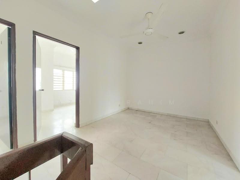 Rumah Teres 2-Tingkat untuk Dijual di Taman Dato Ahmad Razali (Ampang) - Azli Ibrahim - Interior - PropertyGuru.com.my