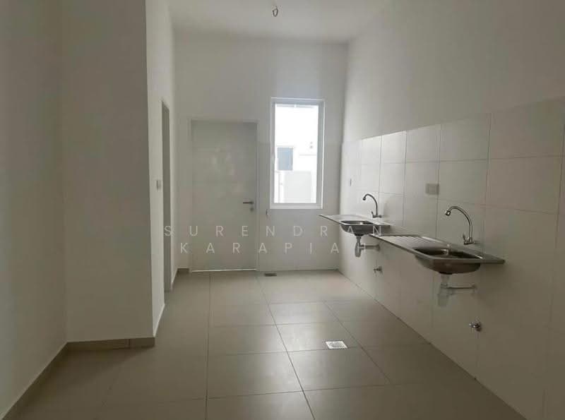 2-storey Terraced House for Sale in Bandar Sri Sendayan (Negeri Sembilan) - Surendran Karapiah - Kitchen - PropertyGuru.com.my