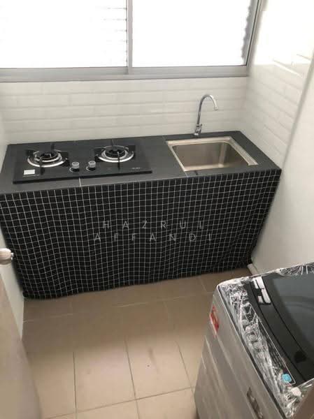 Kondominium untuk Disewa di Platinum Splendor Residence - Hazrul Affandi - Kitchen - PropertyGuru.com.my
