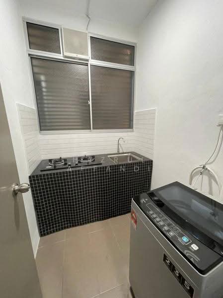 Kondominium untuk Disewa di Platinum Splendor Residence - Hazrul Affandi - Kitchen - PropertyGuru.com.my